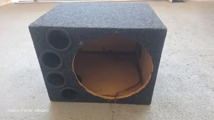 Box pra subwoofer de 15