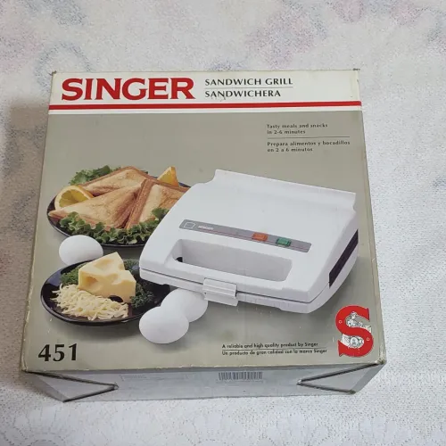 Sanduicheira Elétrica Vintage Singer Modelo 451 - Na Caixa Original Anos 80/90