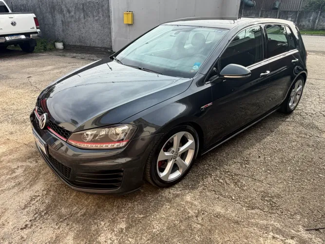 Volkswagen Golf GTI 2.0 TSI 220cv Aut. 2016