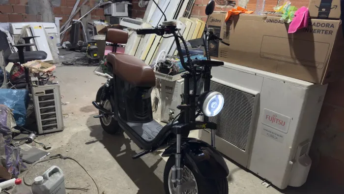 Scooter Elétrica X13 (2025) 1000W