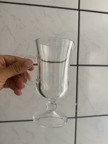 Louças e equipamentos para cafeteria