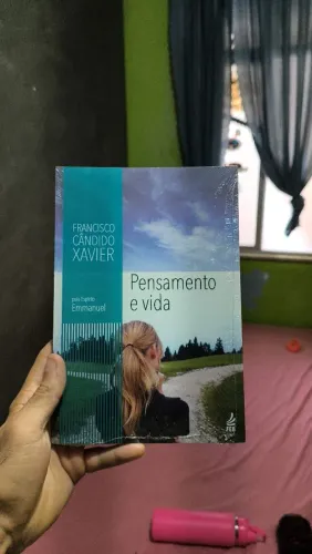 ? Pensamento e Vida - Chico Xavier / Emmanuel