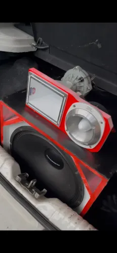 Caixa de Som Automotivo 