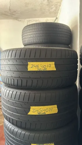 Pneus Delinte 245/40R17