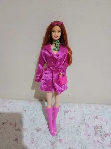 Barbie Irlanda customizada de Daphne Scooby Doo