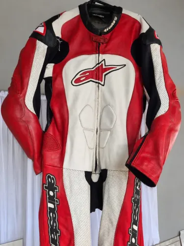 Macacão Alpinestars 1 Peça - Couro Bovino Original - Vermelho / Branco