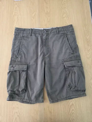 bermuda cargo levis verde w34