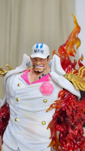 Action Figure one piece Almirante Akainu Sakazuki 35cm C/led novo lacrado na caixa