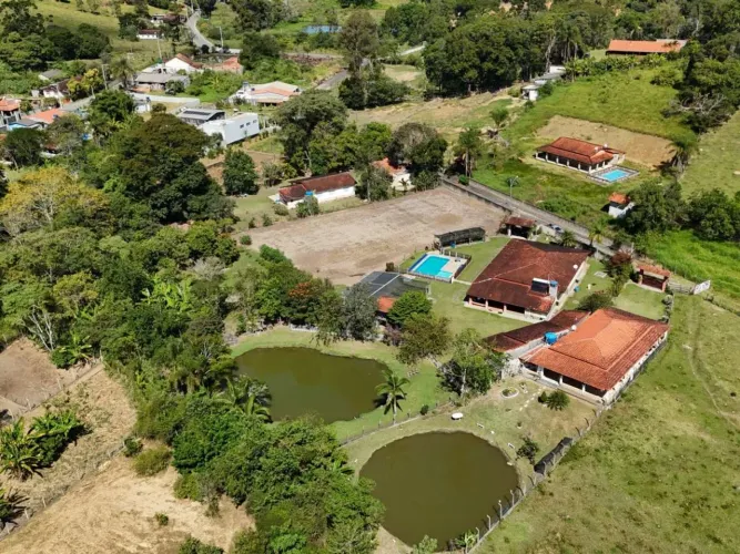 Sítio / Chácara para Venda em Extrema, Tenentes, 4 dormitórios, 1 suíte, 2 banheiros