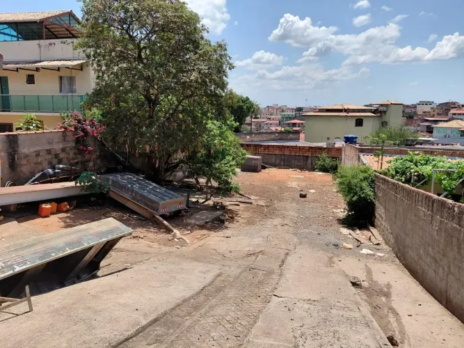 Imóvel para aluguel tem 432 metros quadrados em Floramar - Belo Horizonte - MG