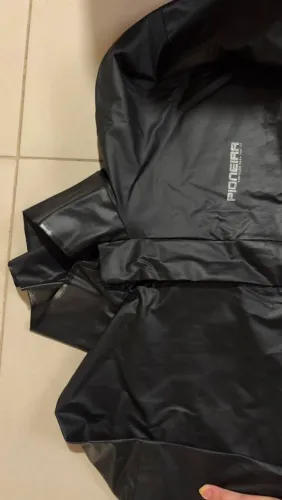 CAPA DE CHUVA PIONEIRA