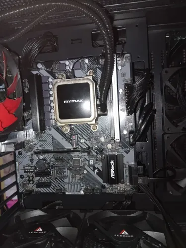 Ryzen 5 9600x + AIO 120Mm