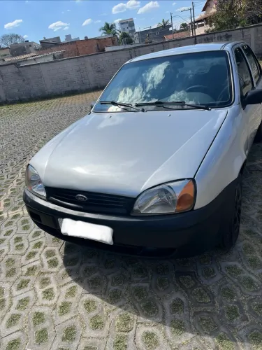 Ford Fiesta GL 1.0 3P 2000