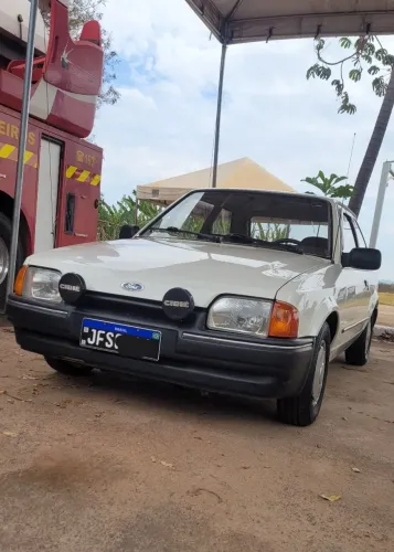 Ford Escort GL 1.6i / 1.6 (álcool) 1987