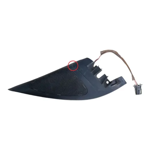 Moldura retrovisor direito vw golf bora 1999 2010