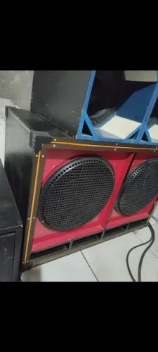 Vendo caixa de 15 nova 
