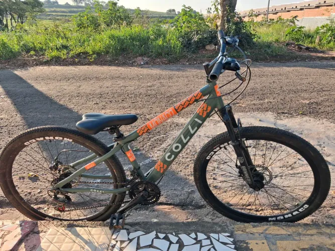 BICICLETA COLLI MÔNACO NOVA
