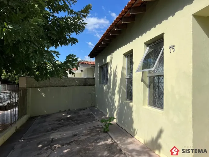 Casa térrea no bairro Vila Mathilde Vieira em Presidente Prudente