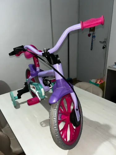 Bicicleta Cecizinha aro 12