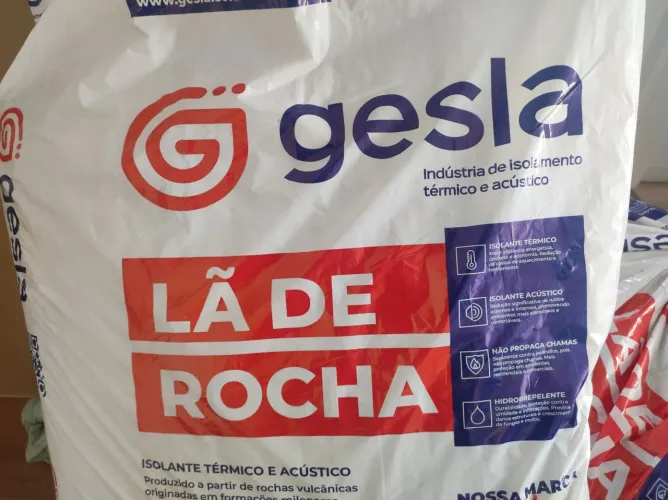 Lã de rocha mineral