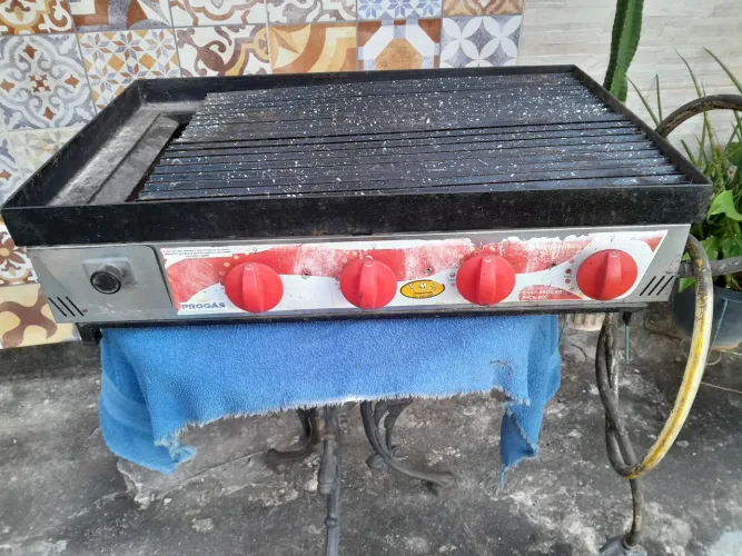 Charbroiler à Gás 80cm