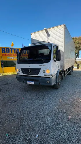 Mercedes Benz 815 / M.Benz / Baú / Acello 815