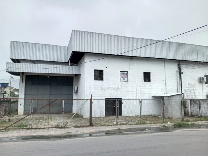 GALPÃO 1000M² - BAIRRO UNIÃO DA VITÓRIA