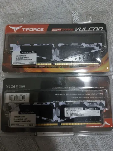 Memoria Team Group T-Force 2x8GB 3200Mhz CL16
