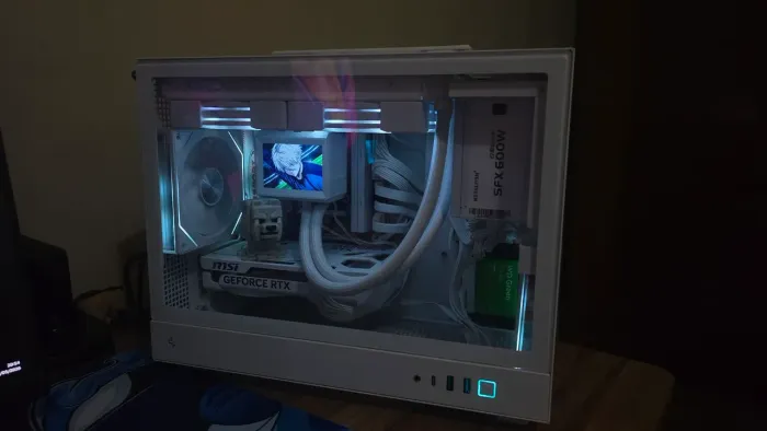 RTX 5060 Ventus Oc White 2x 8GB