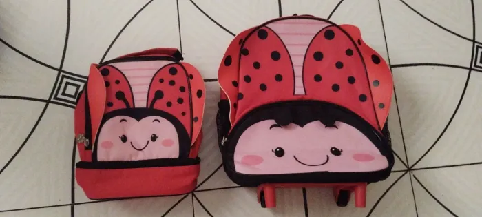 Mochila + lancheira infantil menina