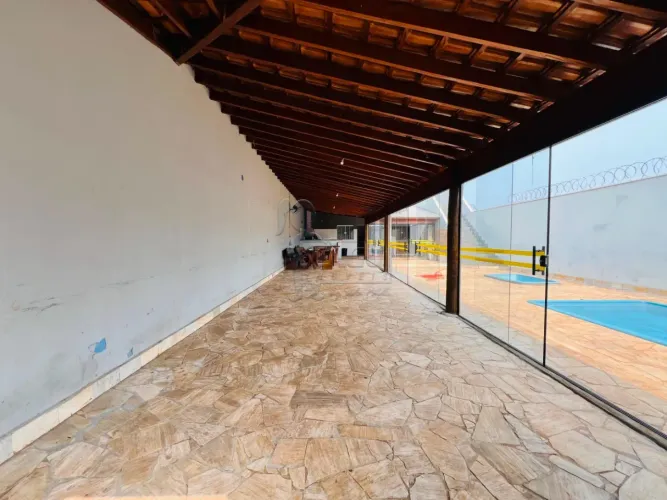 Casa de 150m² com 01 quarto à venda - Jardim Maria Regina