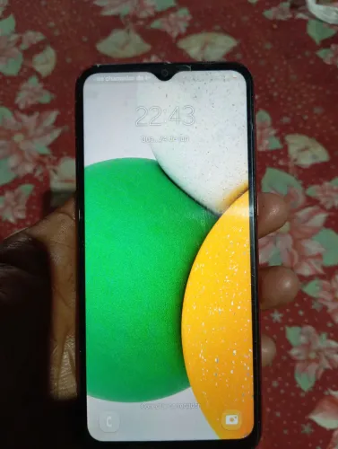 Celular Samsung Galaxy vai querer manda mensagem