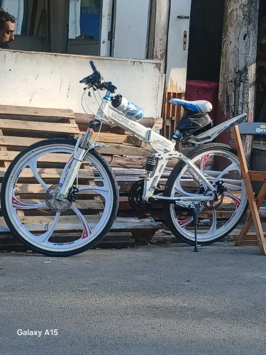 Mountain bike dobrável aro 26 com rodas de magnésio de 3 raois