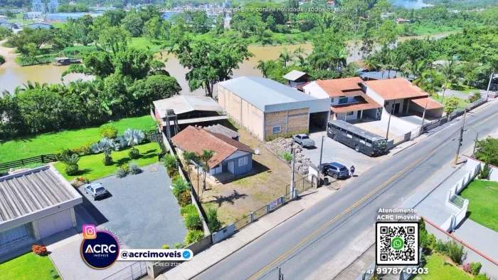 ACRC Imóveis - TE01306 - Terreno com galpão a Venda no Bairro Belchior Baixo em Gaspar