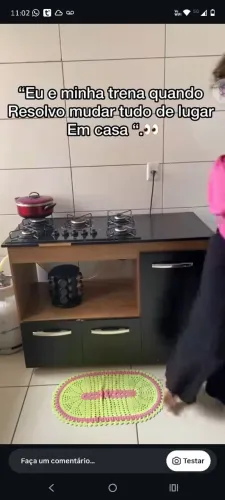 Fogão Cooktop 4 bocas com armário em perfeito estado