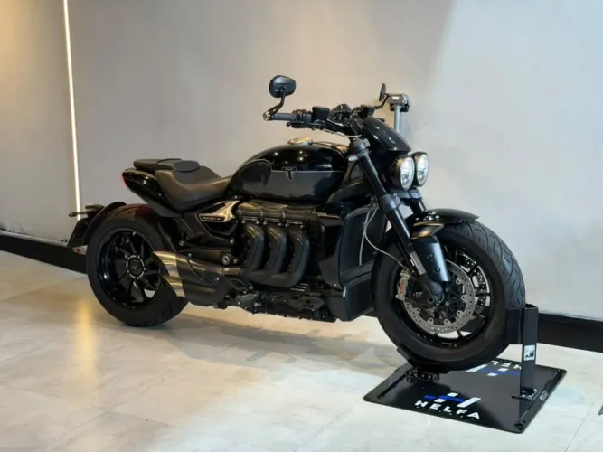 Triumph Rocket III R 2500cc