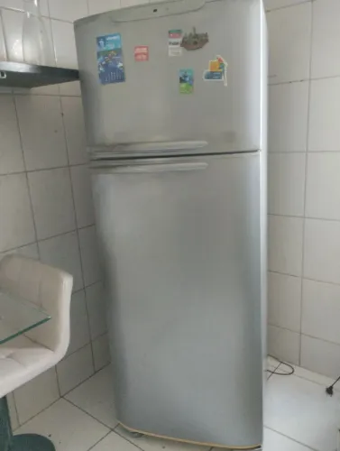 Geladeira Electrolux Df45 Frost Free (Usado)
