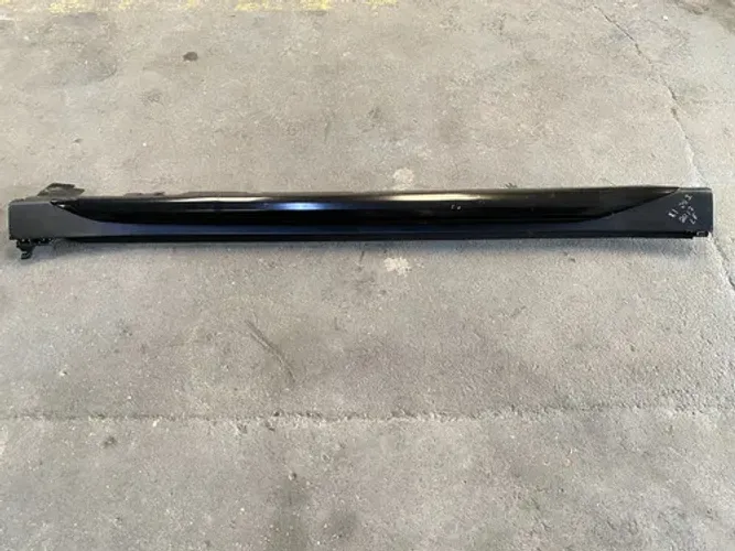 Spoiler Lateral Direito Bmw X1 2016 A 2019 * Preto