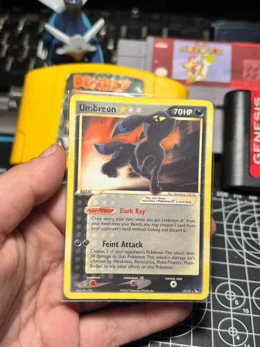 Carta Pokémon Umbreon GoldStar