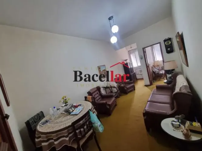 Apartamento : / Residencial / Tijuca