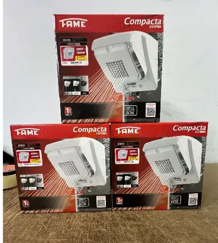 DUCHA FAME COMPACTA ELETRÔNICA (220V, 7800W)