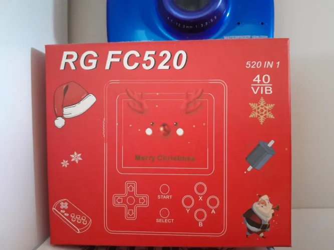 Mini Game Portátil RG FC520 - 500+ Jogos e Controle incluídos