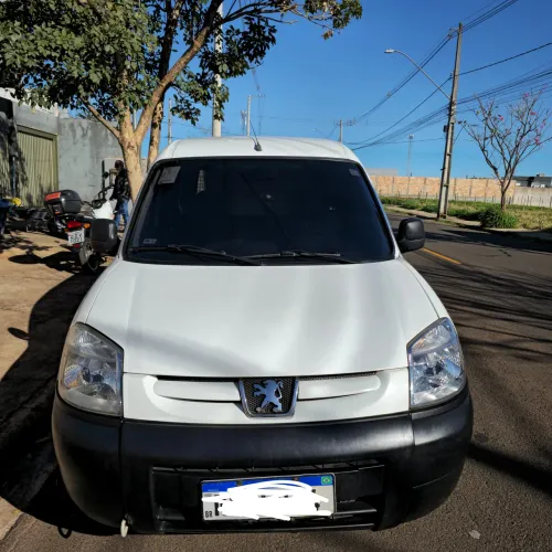 Peugeot Partner Furgão 1.6 16v/ 1.6 16V Flex 3P 2022