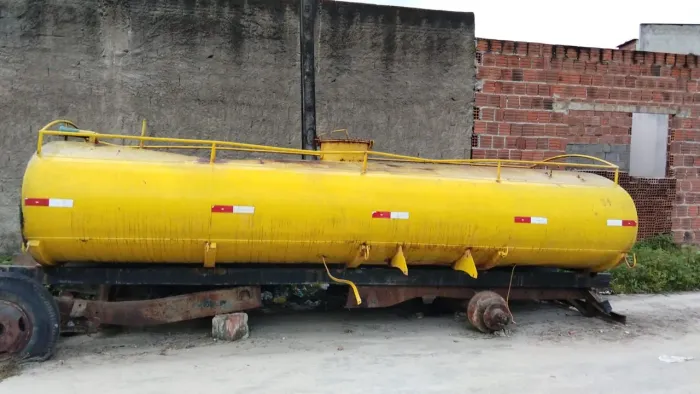TANQUE DE ÁGUA CARRO PIPA