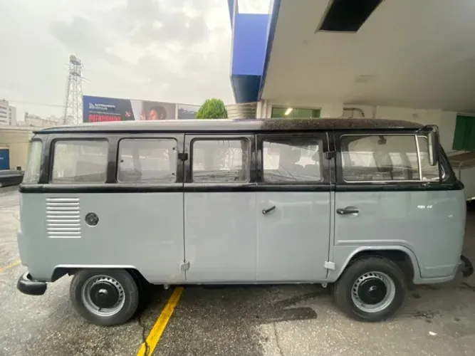 Volkswagen Kombi Standard/ Luxo/ Serie Prata 1997