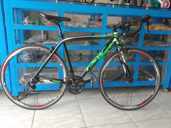 Vendo bicicleta speed Tsw tr20 com rodas futura vzan