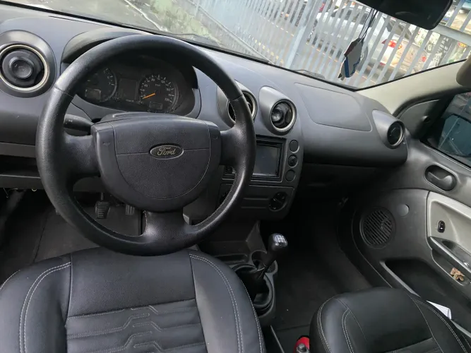 Ford Fiesta Street/ Action 1.0 8V 5P 2005