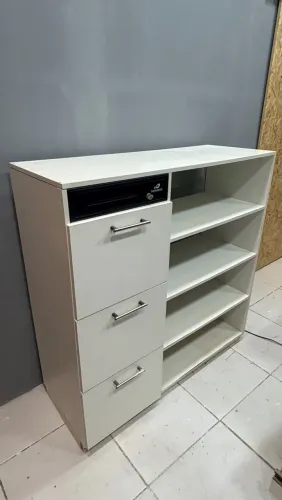 Balcão de MDF com vidro - Aceito cartão