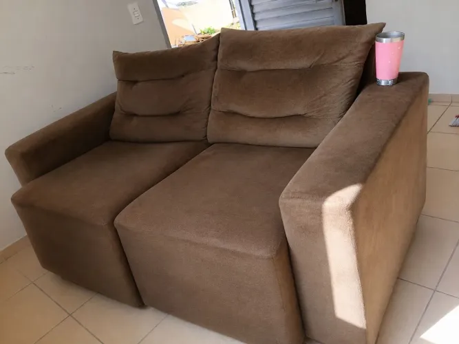 Sofá retrátil