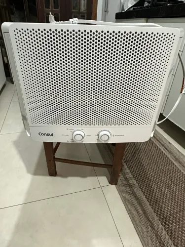 Ar condicionado de janela 7500 BTUs Consul